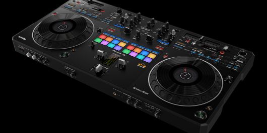 Pioneer DJ DDJ-REV5 in 5 minutes and Video reviews